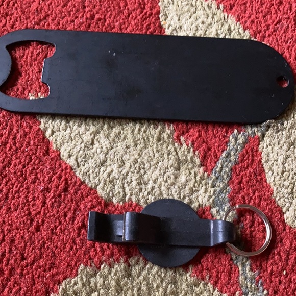 Two bottle openers - Picture 2 of 2